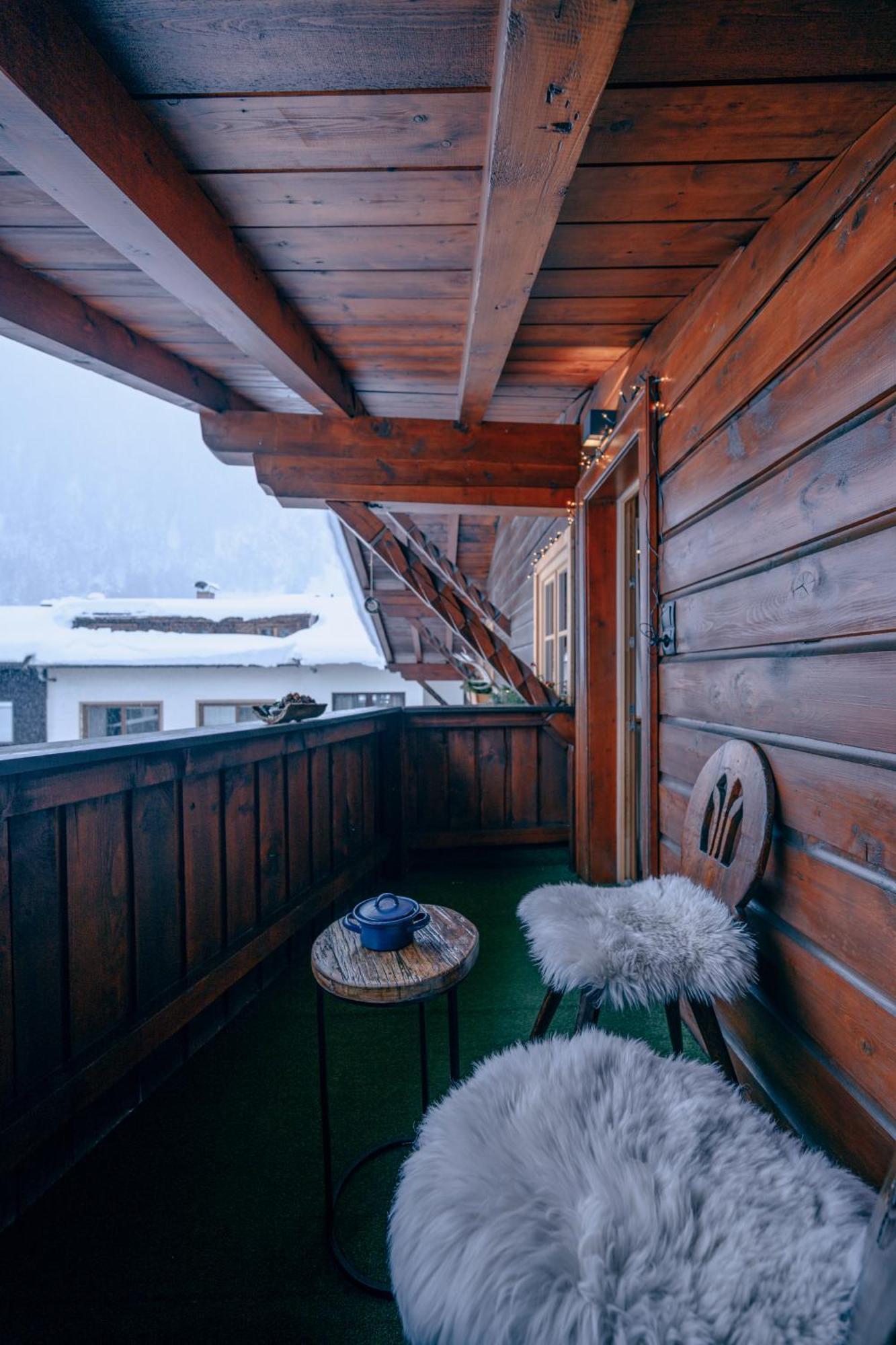 Haus Richard Falch - Inklusive Kostenloser Premium-Sommerkarte Sankt Anton am Arlberg Dış mekan fotoğraf