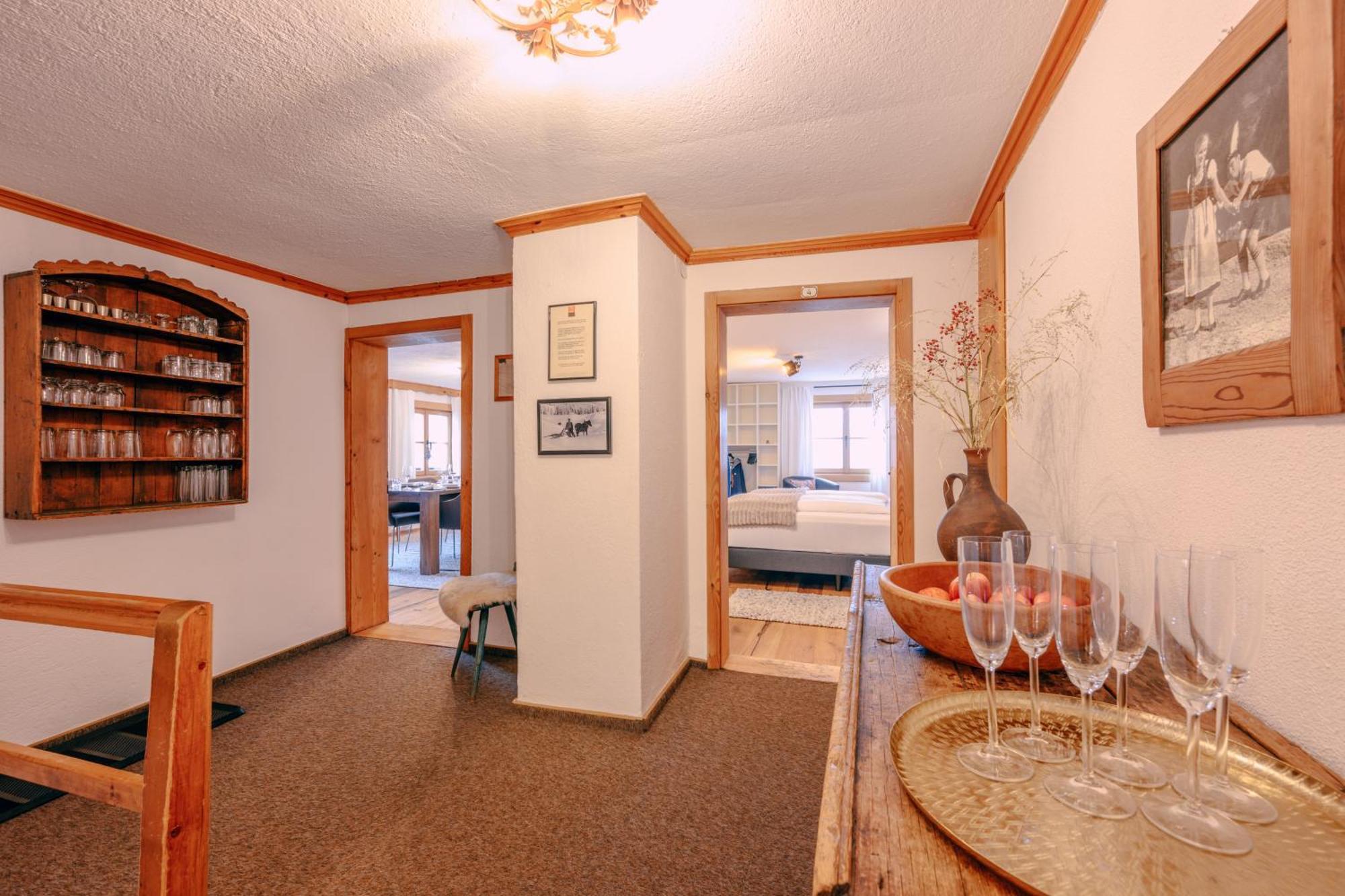 Haus Richard Falch - Inklusive Kostenloser Premium-Sommerkarte Sankt Anton am Arlberg Dış mekan fotoğraf